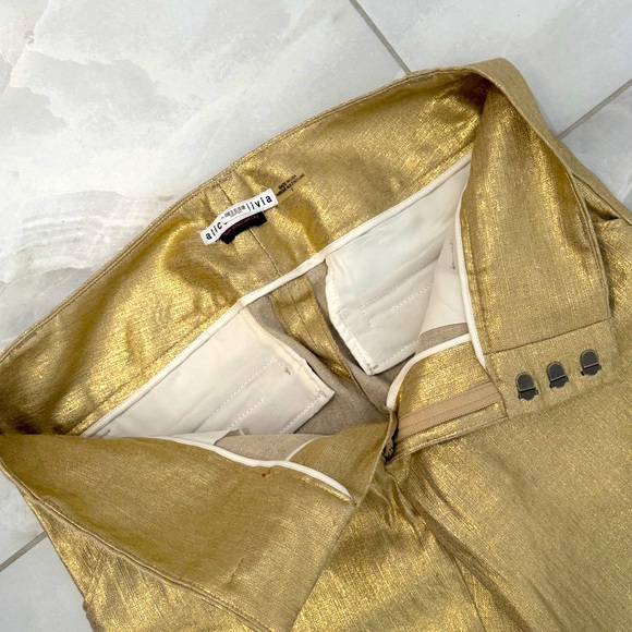 Alice+Olivia "Melissa" Metallic Textured Golden Linen Low Rise Flare Pant Size 2 - Picture 3 of 7